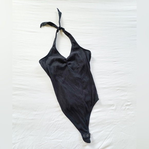 Hollister Black Halter Bodysuit size L - Picture 1 of 4